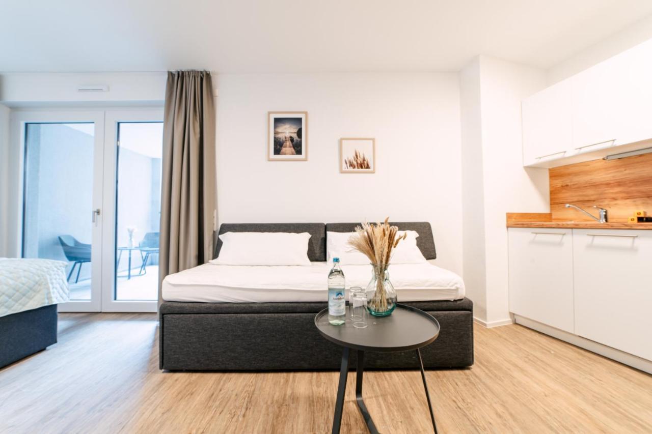 Zentrahome - Zentral Outlet Business Smarttv Balkon Метцинген Экстерьер фото